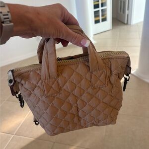 Quilted Tan Handbag With Crossbody Strap
